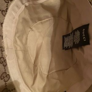 AUTHENTIC GUCCI BUCKET